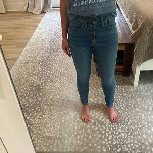Madewell Women’s 27 petite 10” high-rise skinny